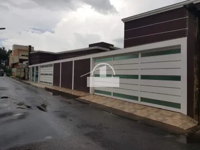 Casa com 4 Quartos à venda, 400m² no Centro, Sete Lagoas
