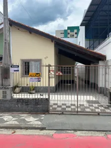 Casa com 3 Quartos para alugar, 114m² no Centro, Caraguatatuba