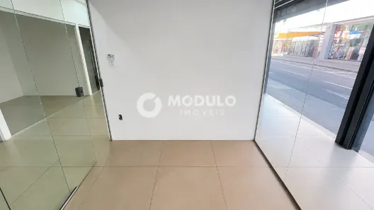 Ponto Comercial para alugar, 7m² no Centro, Uberlândia
