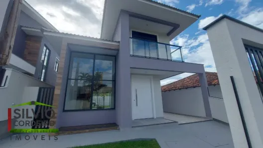 Casa com 3 Quartos à venda, 192m² no Lagoa da Conceição, Florianópolis