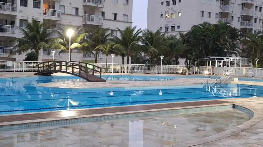 Apartamento com 2 Quartos para alugar, 62m² no Marapé, Santos