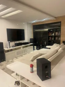 Apartamento com 3 Quartos para alugar, 158m² no Santa Cecília, São Paulo