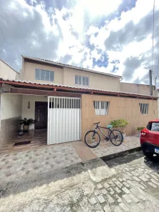 Casa de Condomínio com 4 Quartos à venda, 200m² no Cohabinal, Parnamirim