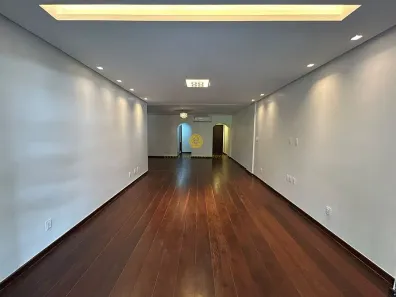 Apartamento com 4 Quartos para alugar, 235m² no Ondina, Salvador