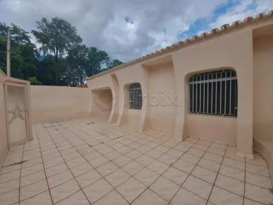 Casa com 2 Quartos à venda, 120m² no Vila Santa Maria, Americana