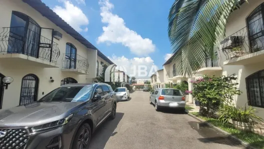 Casa de Condomínio com 3 Quartos à venda, 159m² no Boqueirão, Curitiba