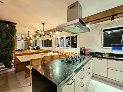 Casa com 3 Quartos à venda, 154m² no Campo Grande, Santos