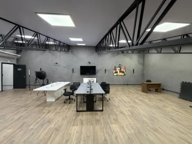 Sala Comercial à venda, 280m² no Pedra Branca, Palhoça