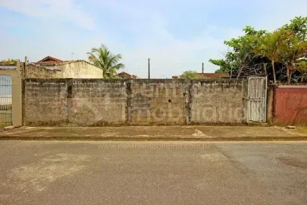 Lote/Terreno à venda, 293m² no Belmira Novaes, Peruíbe