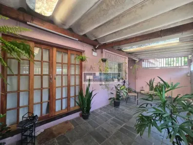 Casa com 4 Quartos à venda, 240m² no Vila Valença, São Vicente