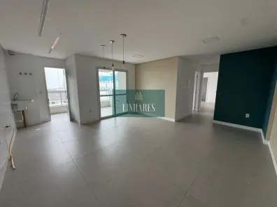 Apartamento com 2 Quartos à venda, 79m² no Barreiros, São José