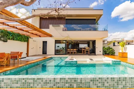 Sobrado com 3 Quartos à venda, 270m² no Swiss Park, Campinas