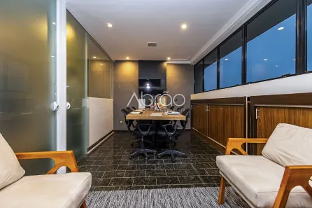 Sala Comercial à venda, 56m² no Centro, Curitiba