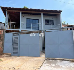 Casa com 3 Quartos para alugar, 90m² no Jardim Perobal, Londrina