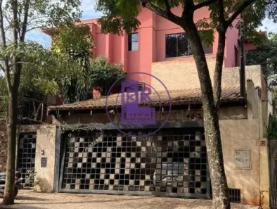 Casa com 5 Quartos à venda, 260m² no Jardim Higienópolis, Londrina