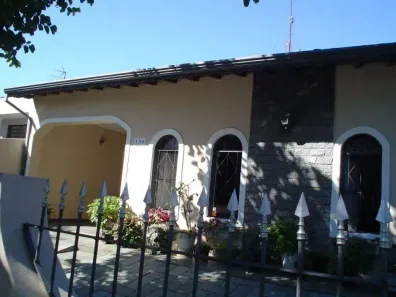 Casa com 3 Quartos à venda, 300m² no Vila Coqueiro, Valinhos