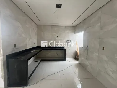 Casa com 3 Quartos à venda, 180m² no Residencial Sul Jacarandás, Montes Claros