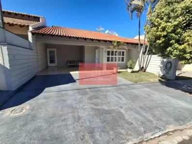 Casa com 3 Quartos para alugar, 300m² no Bandeirantes, Londrina