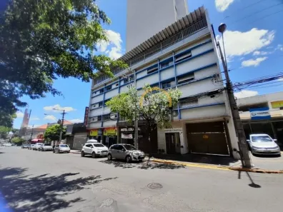 Prédio Comercial para venda ou aluguel, 2456m² no Centro, Bauru