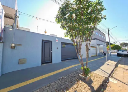 Casa com 3 Quartos à venda, 225m² no Cardoso, Aparecida de Goiânia