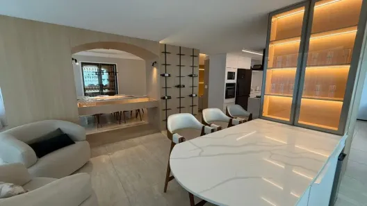 Apartamento com 3 Quartos para alugar, 180m² no Centro, Balneário Camboriú