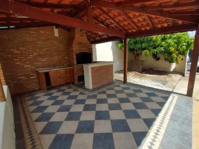 Sobrado com 4 Quartos à venda, 250m² no Centro, Indaiatuba