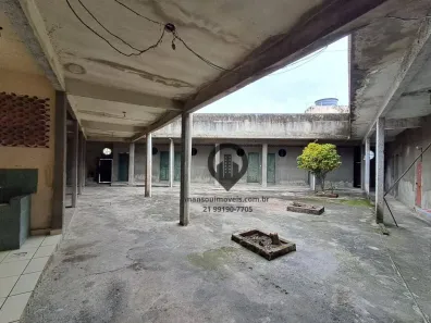 Casa com 19 Quartos à venda, 300m² no Senador Camará, Rio de Janeiro