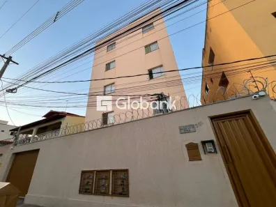 Apartamento com 3 Quartos para alugar, 100m² no Cidade Nova, Montes Claros
