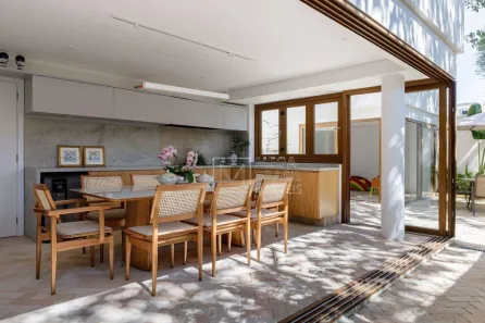 Casa com 3 Quartos à venda, 300m² no Indianópolis, São Paulo