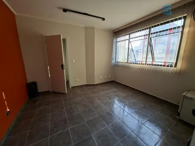 Sala Comercial para alugar, 57m² no Vila Mathias, Santos