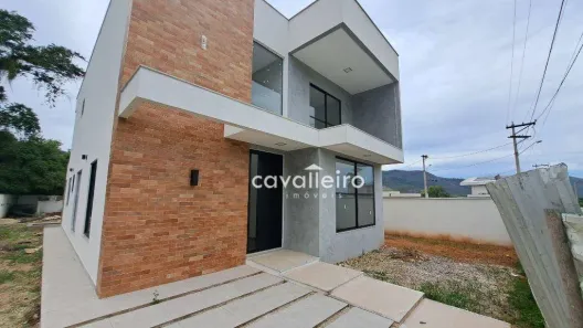 Casa de Condomínio com 4 Quartos à venda, 150m² no Ubatiba, Maricá