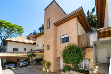 Casa de Condomínio com 6 Quartos à venda, 380m² no Santo Amaro, São Paulo