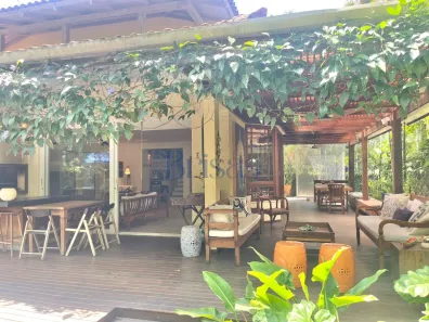 Casa de Condomínio com 4 Quartos à venda, 220m² no Camburi, São Sebastião