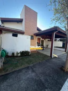 Casa de Condomínio com 3 Quartos à venda, 220m² no Barreiro, Taubaté