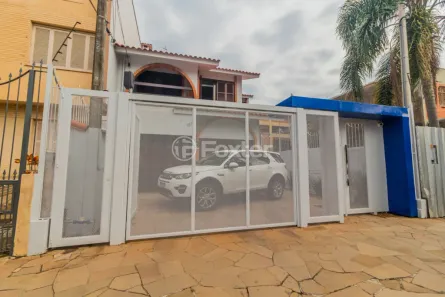 Casa com 1 Quarto à venda, 303m² no São João, Porto Alegre