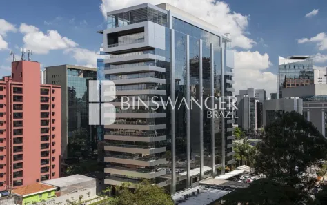 Sala Comercial para alugar, 650m² no Vila Olímpia, São Paulo