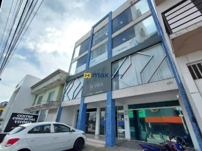 Sala Comercial para alugar, 30m² no Centro, Navegantes