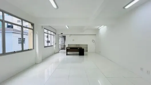 Ponto Comercial para alugar, 84m² no Centro, Florianópolis