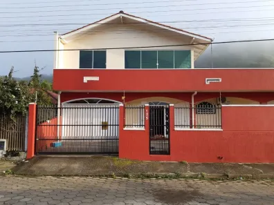 Casa com 3 Quartos à venda, 214m² no Centro, Penha
