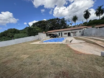 Fazenda/Sítio com 2 Quartos à venda, 1000m² no , Mairinque