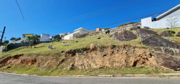 Lote/Terreno à venda, 750m² no Jardins (Polvilho), Cajamar