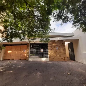 Imóvel Comercial à venda, 250m² no Cambuí, Campinas