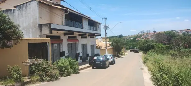 Ponto Comercial à venda, 80m² no São Pedro, Esmeraldas