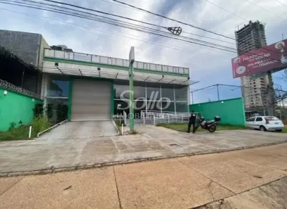 Sala Comercial para alugar, 1100m² no Morada da Colina, Uberlândia