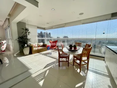 Apartamento com 3 Quartos à venda, 184m² no Vila Suzana, São Paulo