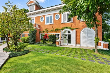 Casa com 5 Quartos à venda, 570m² no Jardim Guedala, São Paulo