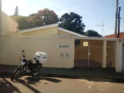 Casa com 2 Quartos à venda, 150m² no Jardim São João Batista, São Carlos