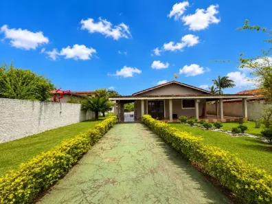 Casa com 3 Quartos à venda, 252m² no Parque Agrinco, Guararema