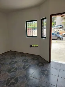 Casa com 2 Quartos para alugar, 76m² no Jardim das Cerejeiras, Atibaia
