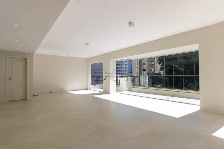 Apartamento com 3 Quartos à venda, 230m² no Vila Uberabinha, São Paulo